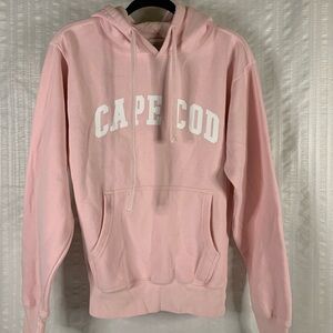 Cuffy’s Cape Cod hooded fleece size small in a light pink.